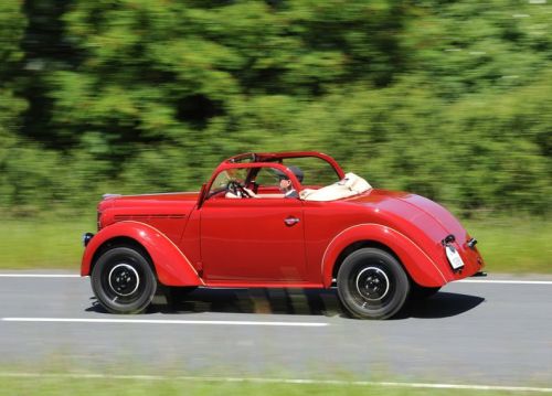 Opel-Kadett_Roadster_1938_800x600_wallpaper_03