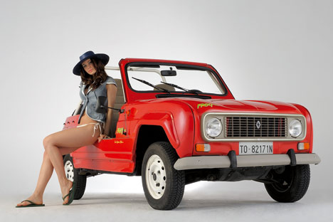 RCL236_ApRenault4_big