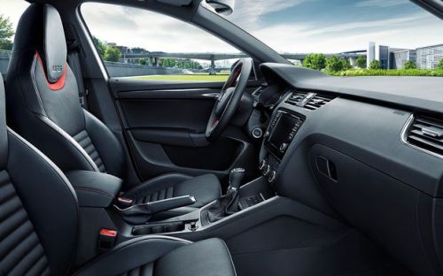 skoda-octavia-rs-int
