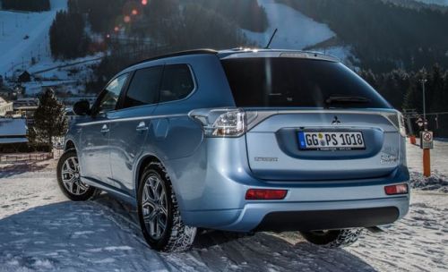 Mitsubishi-Outlander-PHEV